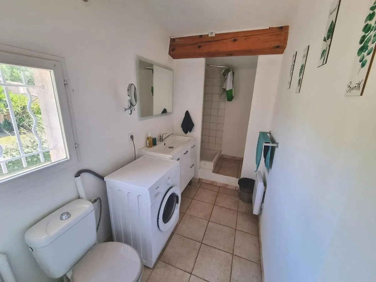 Hyeres 2-Room Terrace Balcony Apartment